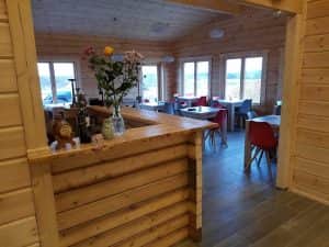interior-of-an-artichouse-log-cabin-by-timberlogbuild-ltd (5)