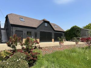 Timber frame garage with office (2)