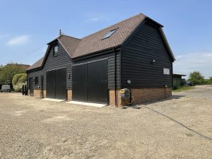 Timber frame garage with office (3)