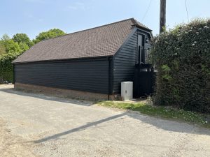 Timber frame garage with office (4)