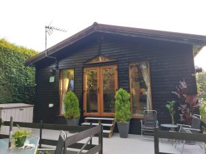 Mobile-home-with-cavity-wall