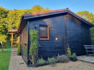 Mobile-home-with-cavity-wall